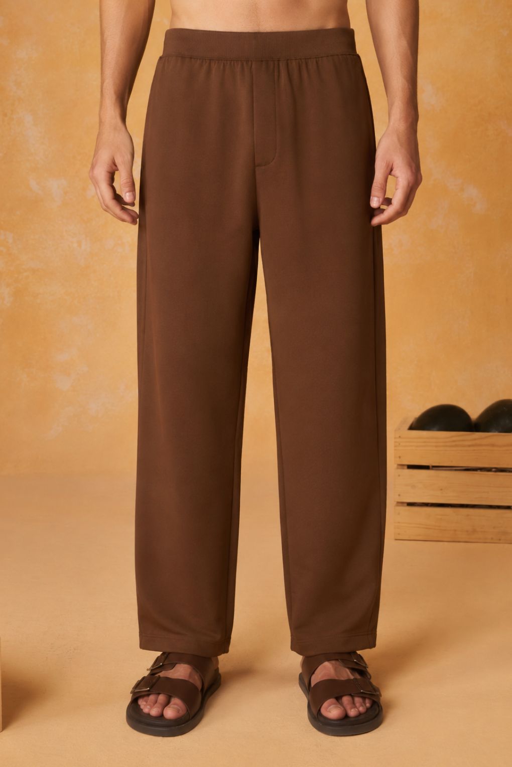 Linear Detail Pants